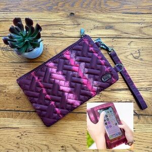 Lug Peekaboo Wristlet Phone Bag Shibori Wine RFID